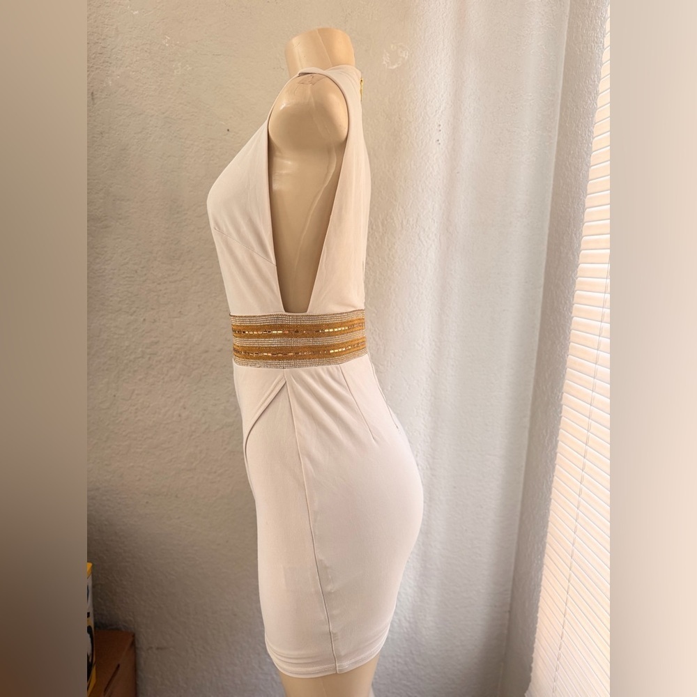 bebe ivory embellished Jewel Waist asym Plunge deep v top dress S - Picture 5 of 13